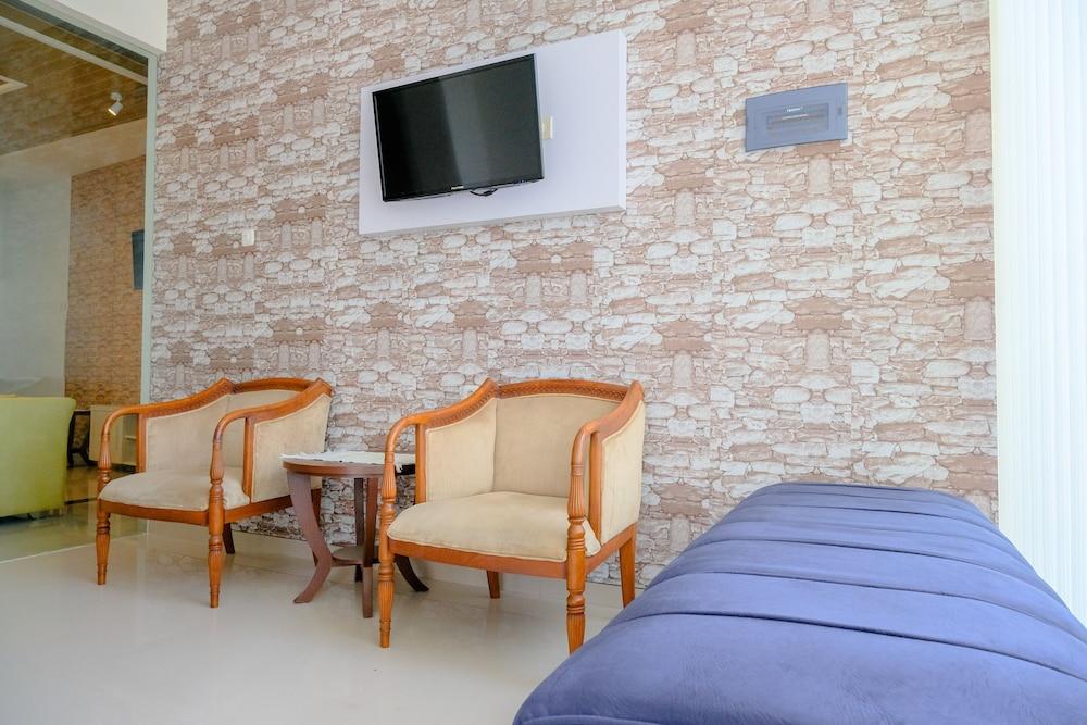 Hotel O Universitas Brawijaya Near Mall Dinoyo Malang Extérieur photo